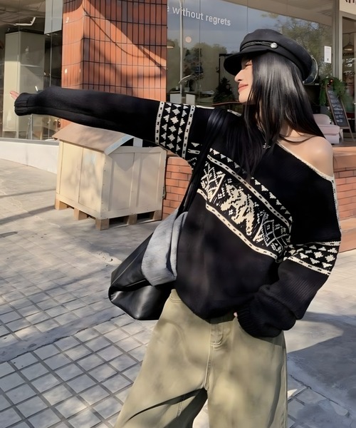 CANVAS+(キャンバスプラス)の「【CANVAS+】ノルディック柄ニットトップス(ニット/セーター・レディース・ブラック/レッド・M)」の20枚目の写真