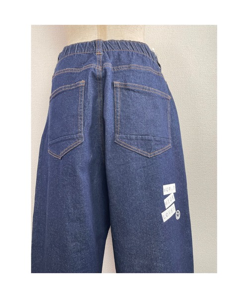 WORLD WIDE LOVE!(ワールドワイドラブ)の「ワイドストレートパンツ(デニムパンツ・レディース・グレー/ネイビー・1)」の7枚目の写真