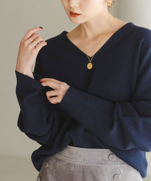 Noble（ノーブル）の「《追加》カシミヤMIXスムースVプルオーバー2（ニット/セーター・レディース・ボルドー/アイボリー/ネイビー・FREE）」の7枚目の写真