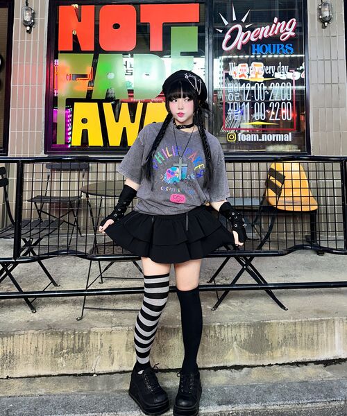 PHILIPPAKER(フィリップペイカー)の「ビエムシー ミニバス クレヨン 半袖Tシャツ ピグメント ヴィンテージグレー(Tシャツ/カットソー・レディース・その他・MEDIUM/LARGE/X-LARGE)」の16枚目の写真