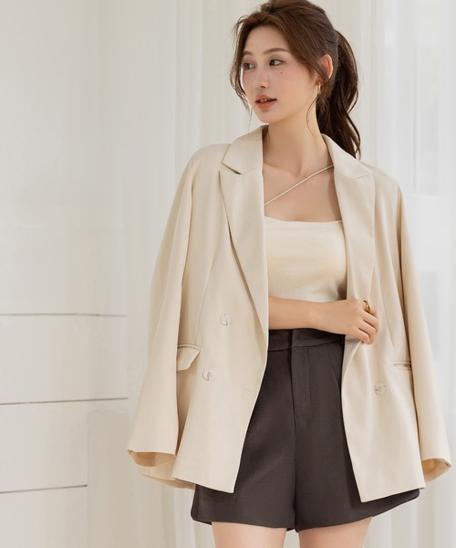 後ろ姿もキレイ魅せ。長袖バックスリット ダブルブレスト テーラード