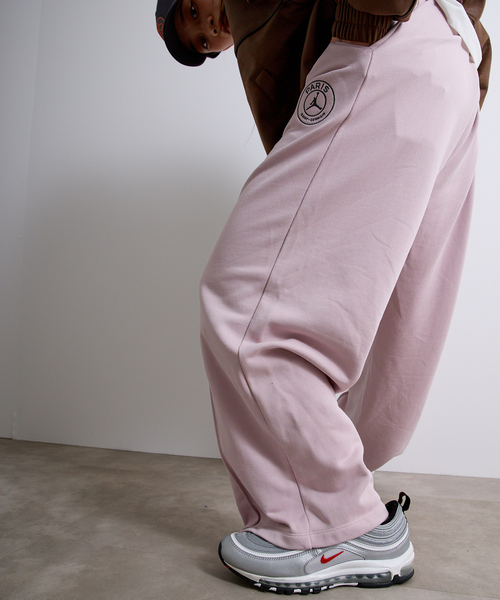 JORDAN BRAND(ジョーダンブランド)の「【NIKE / ナイキ】W J PSG FLC PANT HV0142- 627/060(スウェットパンツ・メンズ・ブラック/ピンク・MEDIUM/LARGE)」の13枚目の写真