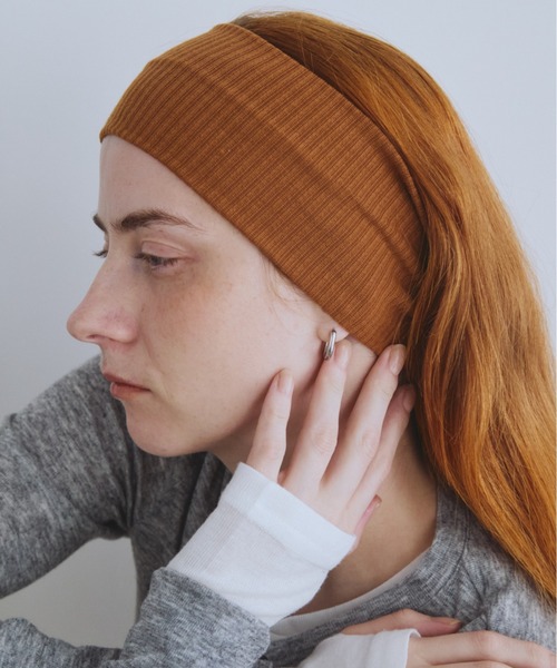 Auntie Rosa Holiday（アンティローザホリデー）の「リブワイドヘアターバン（ヘアバンド・レディース・グレー/ブラック/キャメル・FREE）」の3枚目の写真