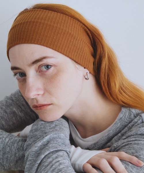 Auntie Rosa Holiday（アンティローザホリデー）の「リブワイドヘアターバン（ヘアバンド・レディース・グレー/ブラック/キャメル・FREE）」の13枚目の写真