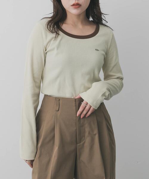 SENSE OF PLACE by URBAN RESEARCH(センスオブプレイスバイアーバンリサーチ)の「ラウンドネックリブTシャツ(Tシャツ/カットソー・レディース・チャコールグレー/ベージュ/ネイビー/ホワイト系その他・ONE)」の4枚目の写真