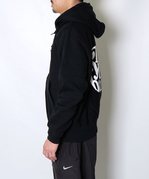 NEW YORK BURST(ニューヨークバースト)の「APPLE ZIP HOODIE(パーカー・メンズ・ブラック/ホワイト・S/M/L/XL)」の4枚目の写真
