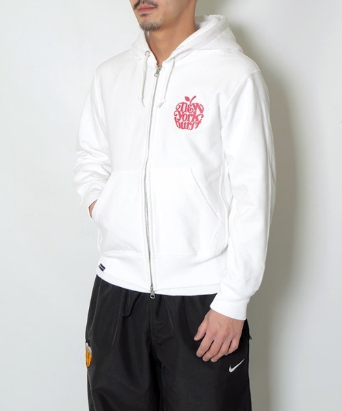 NEW YORK BURST(ニューヨークバースト)の「APPLE ZIP HOODIE(パーカー・メンズ・ブラック/ホワイト・S/M/L/XL)」の7枚目の写真