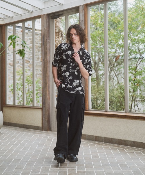 CASPER JOHN(キャスパージョン)の「Embroidery shirts/エンブロイダリーシャツ(シャツ/ブラウス・メンズ・ホワイト/ブラック・MEDIUM/LARGE/SMALL/X-SMALL)」の8枚目の写真