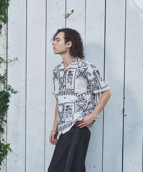 CASPER JOHN(キャスパージョン)の「Embroidery shirts/エンブロイダリーシャツ(シャツ/ブラウス・メンズ・ホワイト/ブラック・MEDIUM/LARGE/SMALL/X-SMALL)」の9枚目の写真