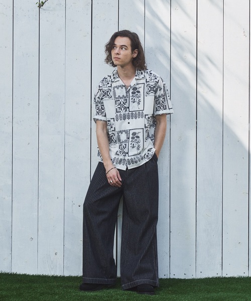 CASPER JOHN(キャスパージョン)の「Embroidery shirts/エンブロイダリーシャツ(シャツ/ブラウス・メンズ・ホワイト/ブラック・MEDIUM/LARGE/SMALL/X-SMALL)」の11枚目の写真