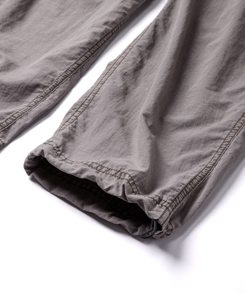 Sandinista（サンディニスタ）の「Nylon 2Tuck Pants - Overdyed / 後染め２タック入りナイロンパンツ（その他パンツ・メンズ・グリーン系その他/グレー系その他/イエロー系その他・SMALL/MEDIUM/LARGE）」の12枚目の写真
