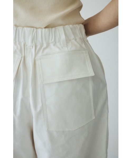 HeRIN.CYE(ヘリンドットサイ)の「Round form baker half pants ラウンドフォルムベイカーカーゴパンツ(その他パンツ・レディース・ホワイト/カーキ/ブラック・38/36)」の20枚目の写真