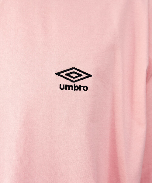 UMBRO（アンブロ）の「UMBRO × PUBLUX/アンブロ 別注　ロゴグラフィックTシャツ　限定展開（Tシャツ/カットソー・メンズ・ピンク/チャコールグレー/ブラック/ホワイト・MEDIUM/LARGE）」の13枚目の写真