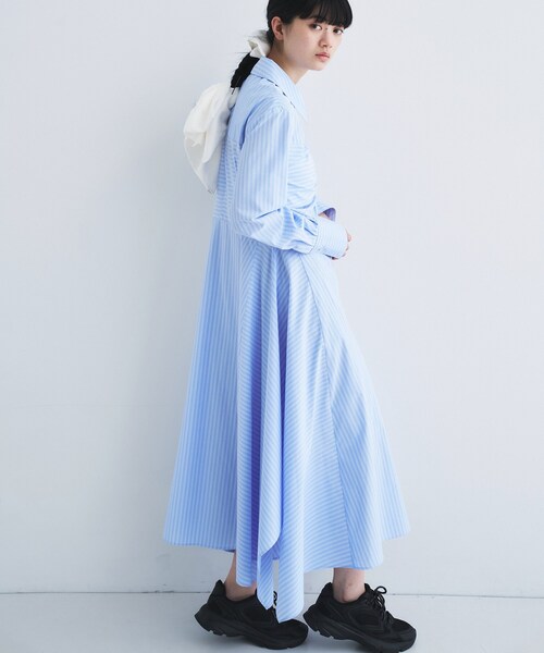 CODE A(コードエー)の「stripe shirt dress(ワンピース・レディース・サックスブルー系2/パープル系1・36/34)」の4枚目の写真