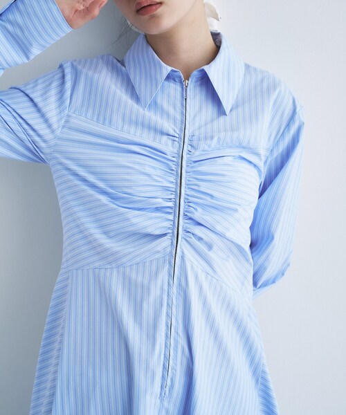 CODE A(コードエー)の「stripe shirt dress(ワンピース・レディース・サックスブルー系2/パープル系1・36/34)」の8枚目の写真