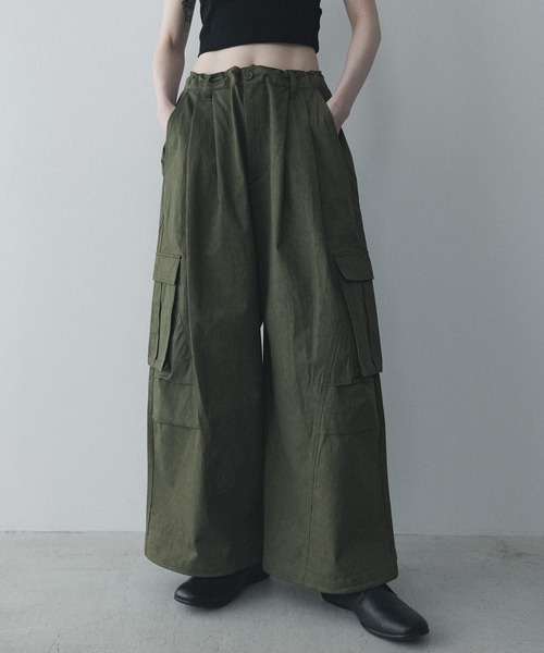 remer(リメール)の「ルーズミリタリーカーゴワイドパンツ / loose military cargo wide PT (3D Seam)(カーゴパンツ・メンズ・ライトグレー/ブラック/カーキ・SMALL/X-SMALL/LARGE/MEDIUM)」の16枚目の写真