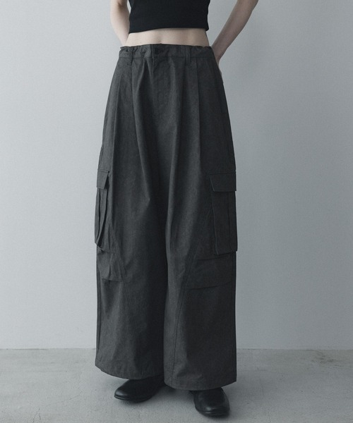 remer(リメール)の「ルーズミリタリーカーゴワイドパンツ / loose military cargo wide PT (3D Seam)(カーゴパンツ・メンズ・ライトグレー/ブラック/カーキ・SMALL/X-SMALL/LARGE/MEDIUM)」の4枚目の写真