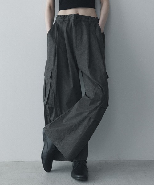 remer(リメール)の「ルーズミリタリーカーゴワイドパンツ / loose military cargo wide PT (3D Seam)(カーゴパンツ・メンズ・ライトグレー/ブラック/カーキ・SMALL/X-SMALL/LARGE/MEDIUM)」の5枚目の写真