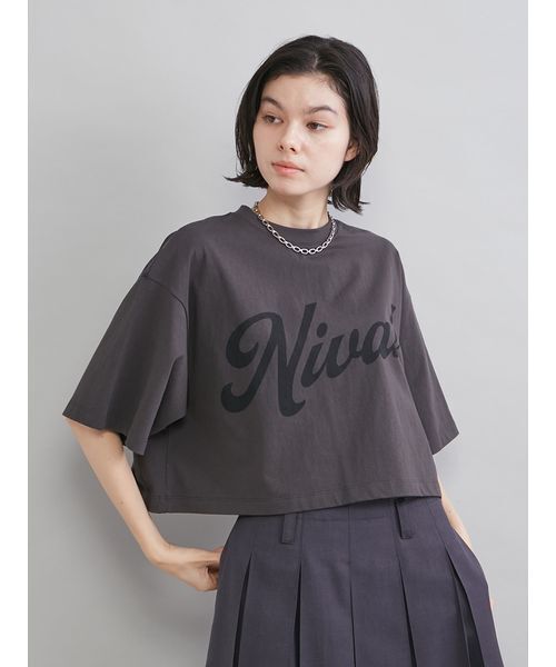 Mila Owen（ミラオーウェン）の「ショート丈ワイドグラフィックＴシャツ（Tシャツ/カットソー・レディース・ピンク/ホワイト/チャコールグレー・F）」の4枚目の写真