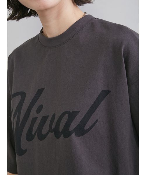 Mila Owen（ミラオーウェン）の「ショート丈ワイドグラフィックＴシャツ（Tシャツ/カットソー・レディース・ピンク/ホワイト/チャコールグレー・F）」の7枚目の写真