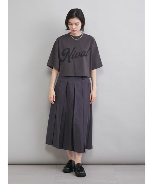 Mila Owen（ミラオーウェン）の「ショート丈ワイドグラフィックＴシャツ（Tシャツ/カットソー・レディース・ピンク/ホワイト/チャコールグレー・F）」の12枚目の写真