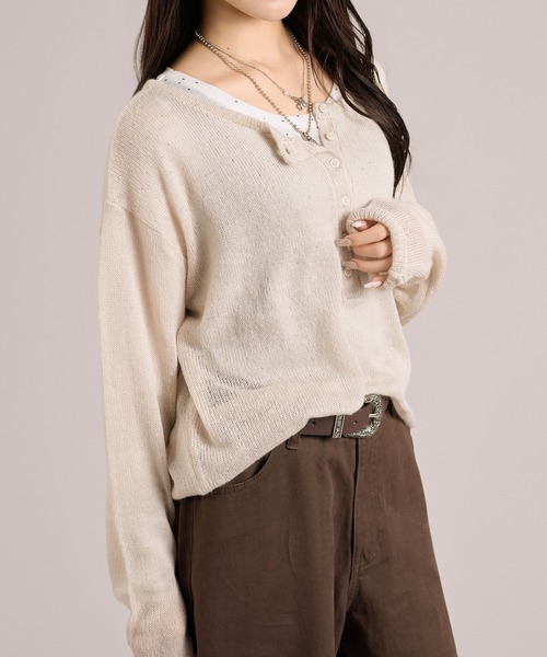 apres jour mignon(アプレジュールミニョン)の「ヘンリーシアーニット(ニット/セーター・レディース・ピンク/ネイビー/グレイッシュベージュ・フリー/LARGE)」の8枚目の写真