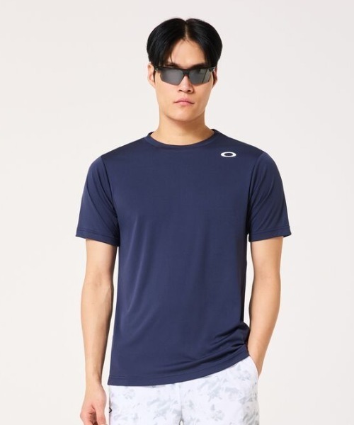 OAKLEY(オークリー)の「オークリー FOUNDATIONAL TECH SS CREW 1.0(Tシャツ/カットソー・メンズ・グレー/ブルー/ネイビー/ホワイト/ライトグリーン/サンドグレー/ブラック・3L/LL/L/M/S)」の6枚目の写真