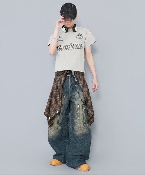 SPINNS（スピンズ）の「短丈ピグメント加工半袖Tシャツ/ゲームシャツロゴ（Tシャツ/カットソー・メンズ・ブラック系その他/グレー系その他/ブラウン系その他・ONESIZE）」の16枚目の写真