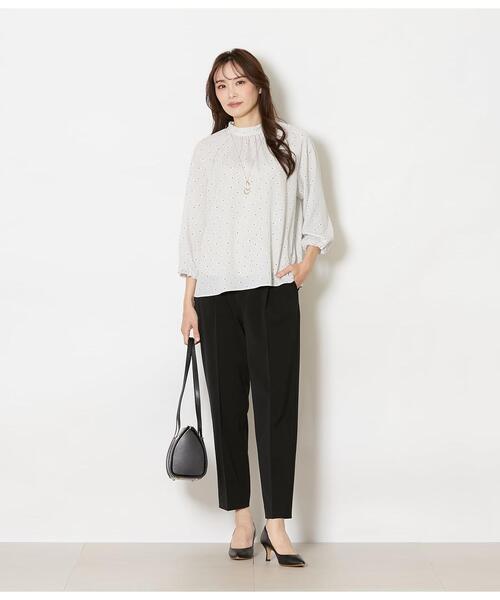NEWYORKER(ニューヨーカー)の「ダイヤドットプリント スタンドネックギャザーブラウス(シャツ/ブラウス・レディース・ネイビー/ホワイト・9号/11号)」の10枚目の写真