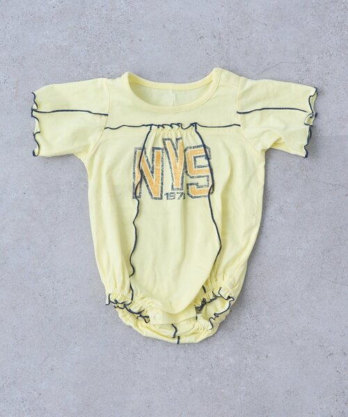 CIAOPANIC TYPY（チャオパニックティピー）の「【KIDS】メロウ切替ロゴ半袖ロンパース（ロンパース・キッズ・イエロー/チャコールグレー・80）」の9枚目の写真