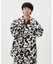 DISCOVERED（ディスカバード）の「COW PRINT COVERALL（カバーオール）」