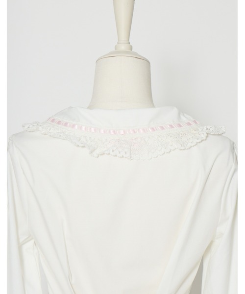 AVENCHUMU(アバンチュウム)の「"I want to kiss you." print ribbon garter blouse(シャツ/ブラウス・レディース・ブラック/ホワイト・XS/FREE)」の9枚目の写真
