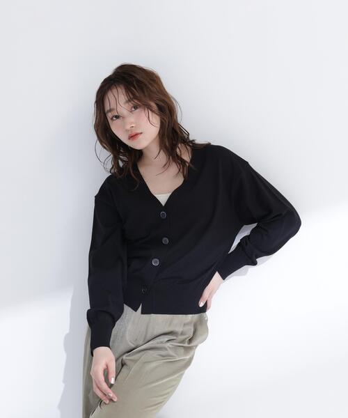 NATURAL BEAUTY BASIC（ナチュラルビューティーベーシック）の「【ちょうど、いい服】毎日頼れる！右腕カーデ（カーディガン/ボレロ・レディース・レッド/オフホワイト/ブルー/ブラック・FREE）」の12枚目の写真