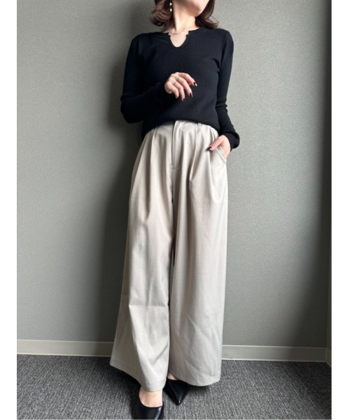 fifth（フィフス）の「タックワイドパンツ（その他パンツ・レディース・ブラック/グレイッシュベージュ・M/XS）」の14枚目の写真
