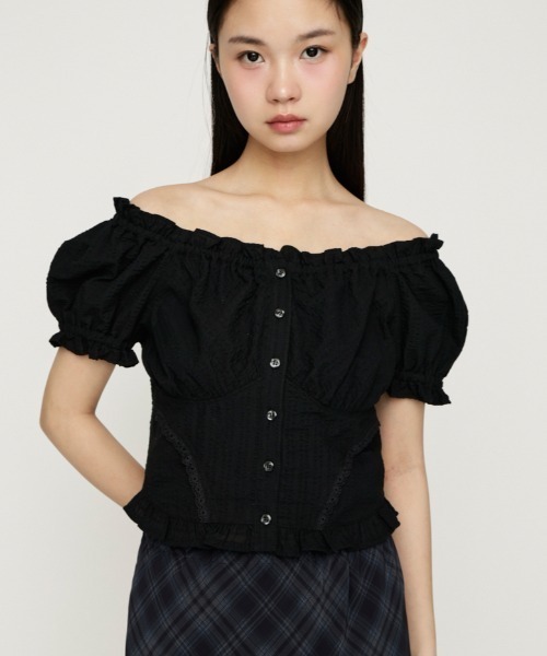 SLY(スライ)の「2WAY PUFF SLEEVE TOPS 2ウェイパフスリーブトップス 春服 夏服(シャツ/ブラウス・レディース・オフホワイト/ライトイエロー/ブラック/マルチ・FREE)」の3枚目の写真