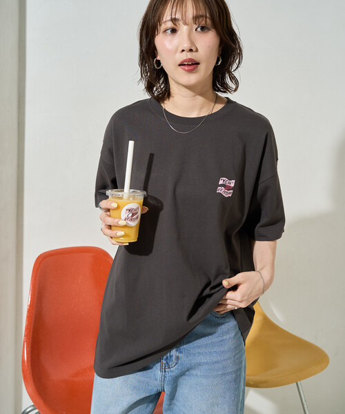 FREAK'S STORE（フリークスストア）の「限定展開　別注 YEH! Photo バック プリント 半袖 Tシャツ（Tシャツ/カットソー・レディース・ライトグレー/オフホワイト/ブラック・ﾌﾘ-）」の5枚目の写真