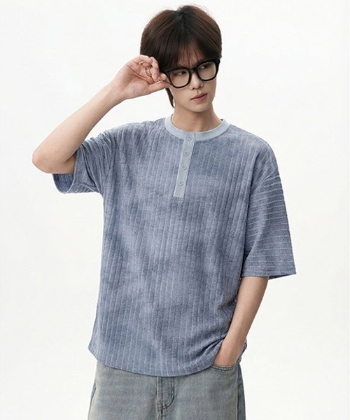 Ressaca(レサーカ)の「オーバーサイズヘンリーネックTシャツ(Tシャツ/カットソー・メンズ・アイボリー/ブラック/ブルー・XL/M/L)」の4枚目の写真