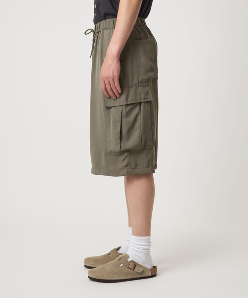 A DAY IN THE LIFE UNITED ARROWS(アデイインザライフユナイテッドアローズ)の「ドレープツイル カーゴ ショーツ<A DAY IN THE LIFE>(その他パンツ・メンズ・ブラック/オリーブ・M/L)」の10枚目の写真