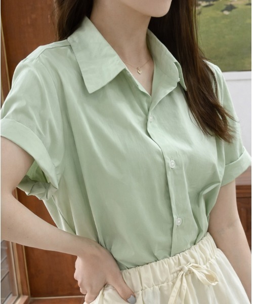mielu（ミエル）の「シンプル半袖シャツ（シャツ/ブラウス・レディース・ブルー/グリーン/ホワイト・LARGE/MEDIUM）」の3枚目の写真