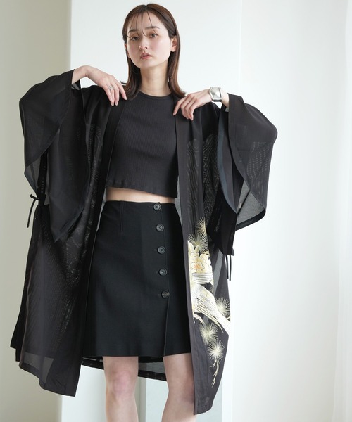 utatane(ウタタネ)の「着物リメイク maison utatane アウター 夜を纏う金糸(その他アウター・レディース・ブラック・FREE)」の7枚目の写真
