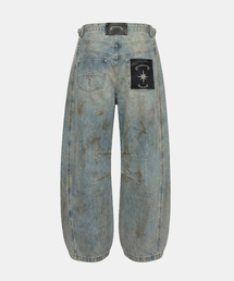 BADBLOOD（バッドブラッド）の「Star-Studded Barrel Jeans - Light Blue（デニムパンツ）」
