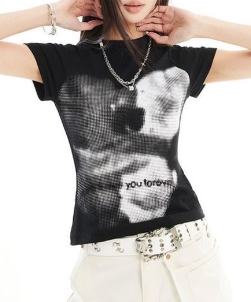 lilful(リルフル)の「【26年春夏新作】ぼかしプリント半袖コンパクトTシャツ(Tシャツ/カットソー・レディース・グレー/ホワイト/ブラック・M/S)」の21枚目の写真