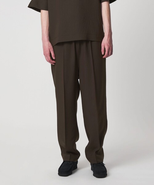 UNITED ARROWS & SONS by DAISUKE OBANA(ユナイテッドアローズアンドサンズバイダイスケオバナ)の「<D.O UNITED ARROWS BY DAISUKE OBANA>Ⅰ COL CR REG PANTS 26SS/イージーパンツ(その他パンツ・メンズ・ダークブラウン・S/L/M/XL)」の2枚目の写真