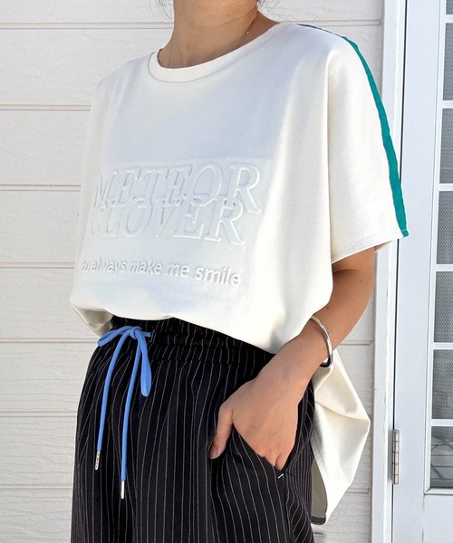 Q(キュー)の「エンボスロゴプルオーバージャージ(Tシャツ/カットソー・レディース・グレー/ライム/ブラック/オフホワイト・MEDIUM)」の7枚目の写真