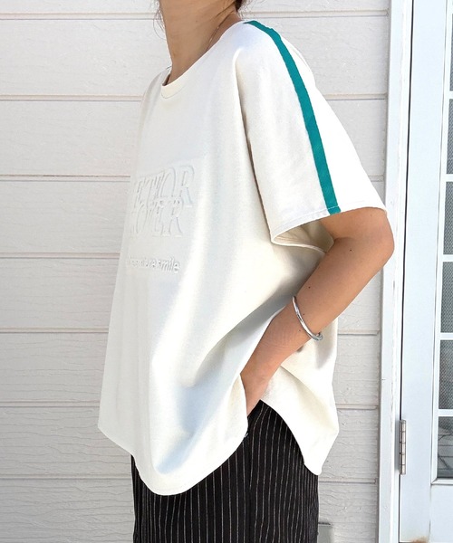 Q(キュー)の「エンボスロゴプルオーバージャージ(Tシャツ/カットソー・レディース・グレー/ライム/ブラック/オフホワイト・MEDIUM)」の8枚目の写真