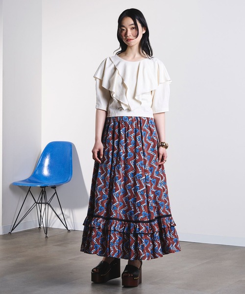 ROSE BUD(ローズバッド)の「mici/RAFFLE LACE UP TOP(Tシャツ/カットソー・レディース・オフホワイト/ブラック・ONE SIZE)」の4枚目の写真