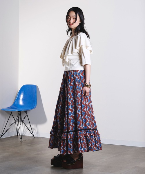 ROSE BUD(ローズバッド)の「mici/RAFFLE LACE UP TOP(Tシャツ/カットソー・レディース・オフホワイト/ブラック・ONE SIZE)」の3枚目の写真