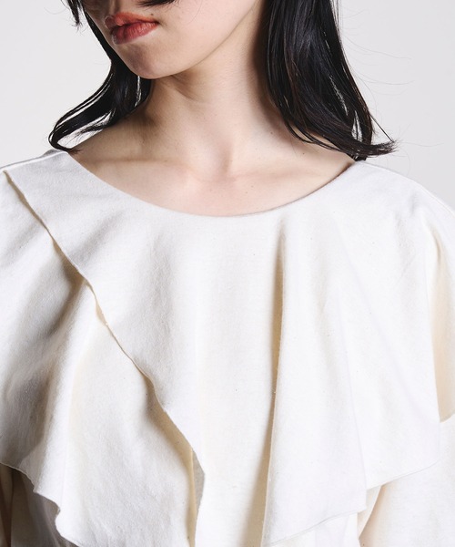 ROSE BUD(ローズバッド)の「mici/RAFFLE LACE UP TOP(Tシャツ/カットソー・レディース・オフホワイト/ブラック・ONE SIZE)」の21枚目の写真