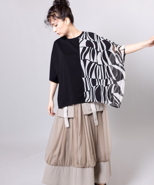 OSMOSIS(オズモーシス)の「切替アシンメトリーTシャツ(Tシャツ/カットソー・レディース・ネイビー/ブラック/アイボリー・ONE SIZE)」の18枚目の写真