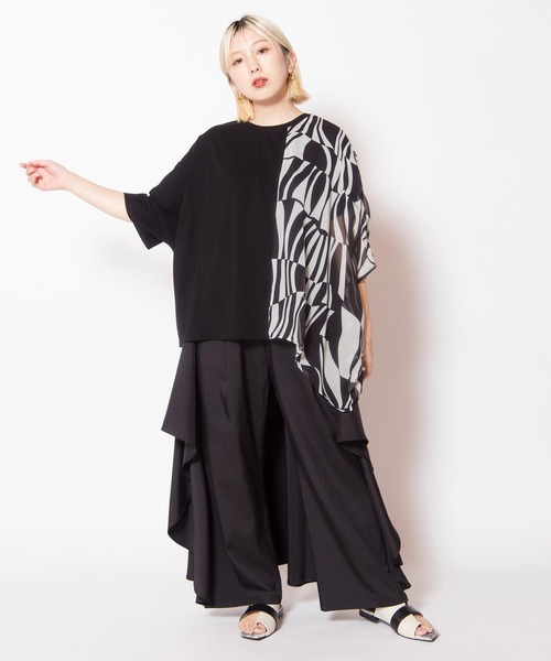 OSMOSIS(オズモーシス)の「切替アシンメトリーTシャツ(Tシャツ/カットソー・レディース・ネイビー/ブラック/アイボリー・ONE SIZE)」の7枚目の写真